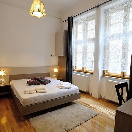 Dinicu Residence - Central Location 브라쇼브 외부 사진