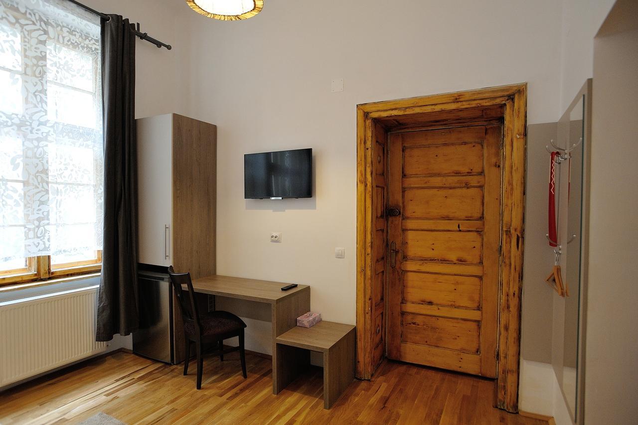 Dinicu Residence - Central Location 브라쇼브 외부 사진