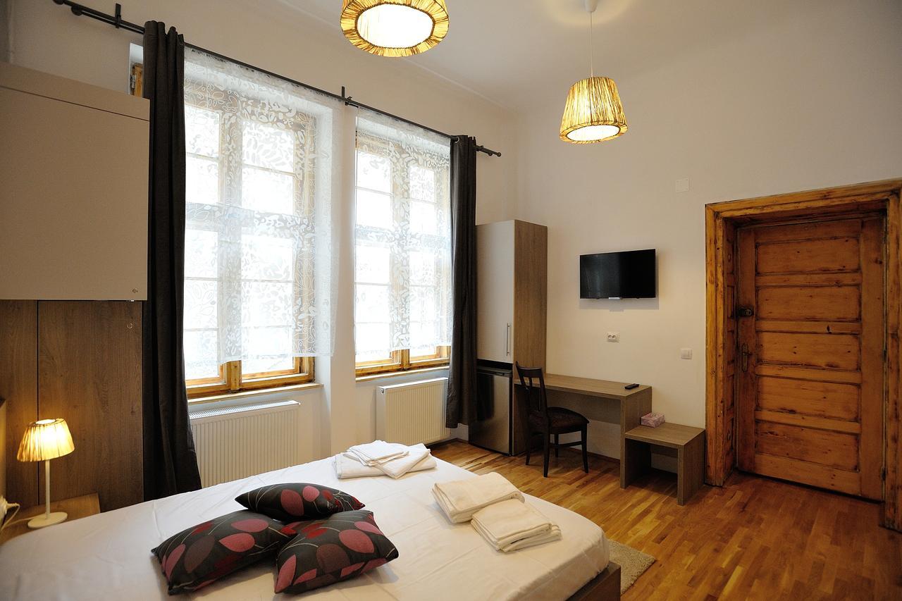 Dinicu Residence - Central Location 브라쇼브 외부 사진